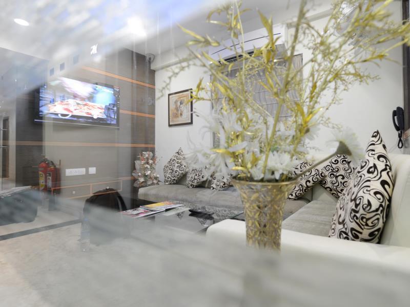 Golden Apple Boutique Hotel Колката Екстер'єр фото