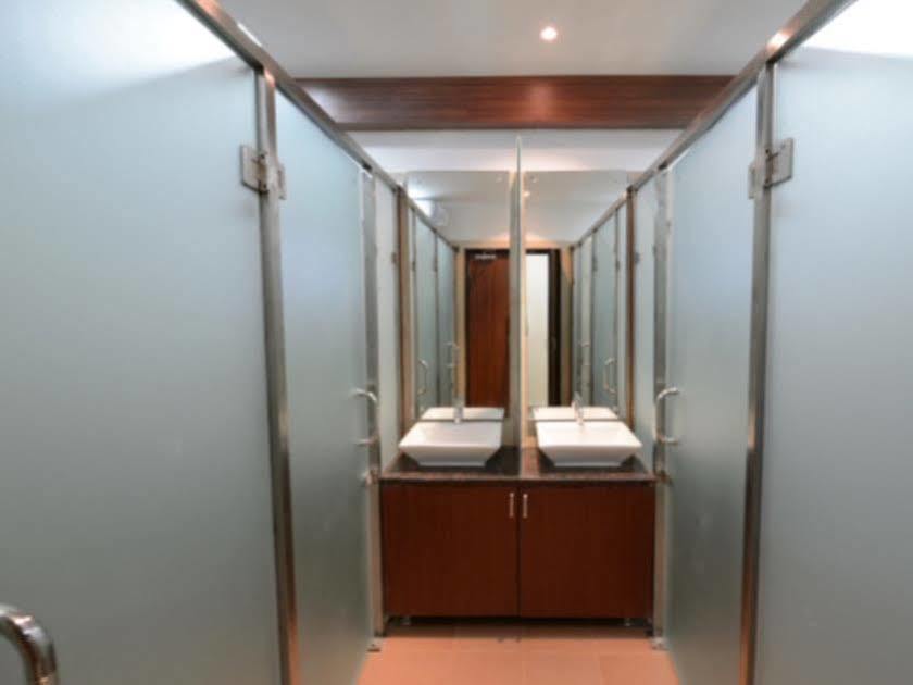 Golden Apple Boutique Hotel Колката Екстер'єр фото